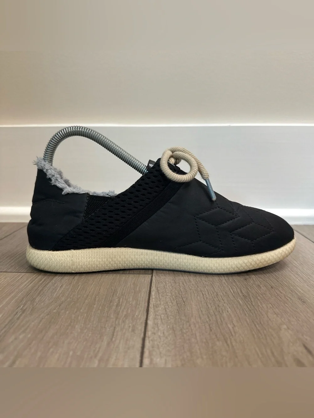 OluKai lightweight flats